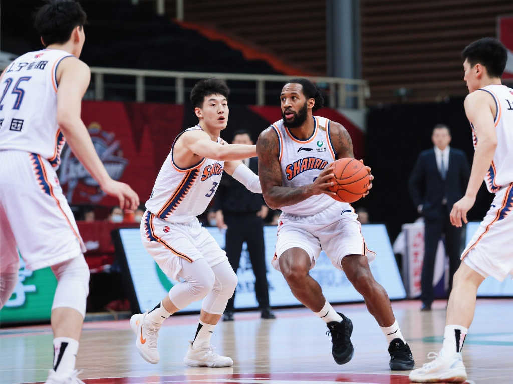 日本队交锋 日本队交锋