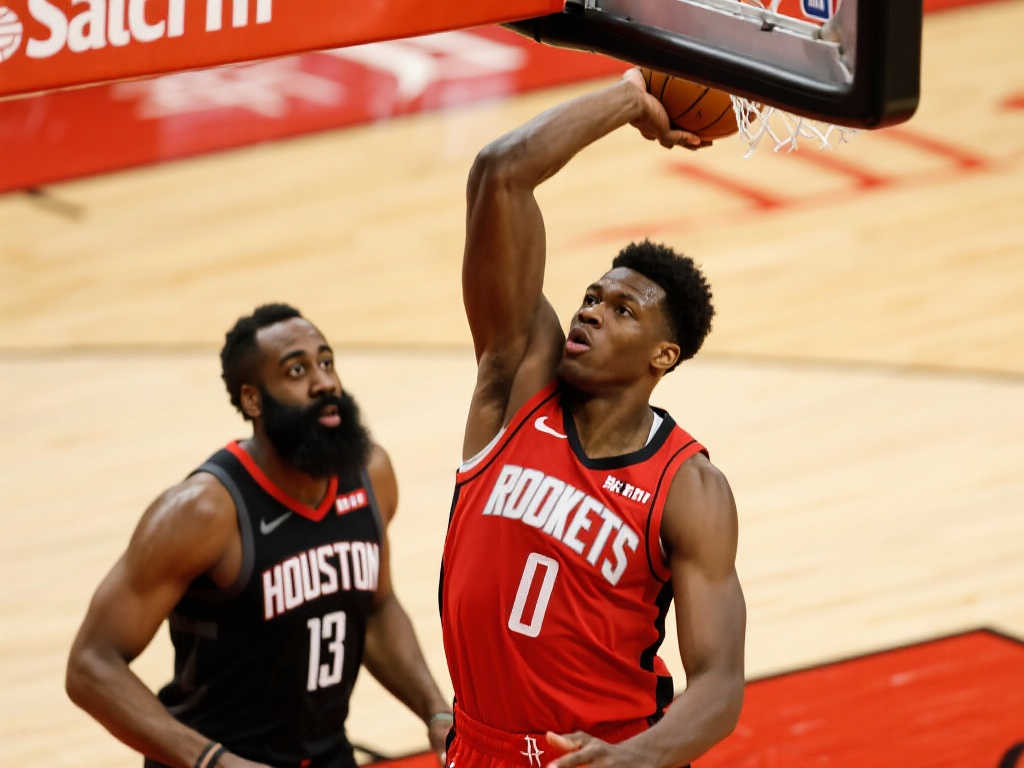 响他在热刺 响他在热刺